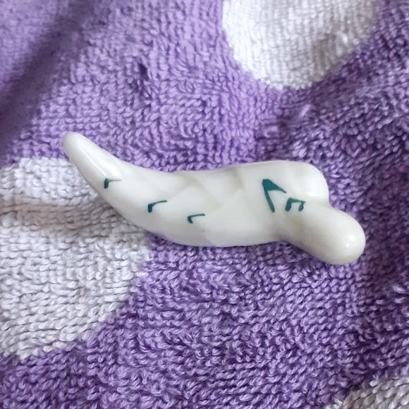 Strange home decorations - Picture 2 of 2